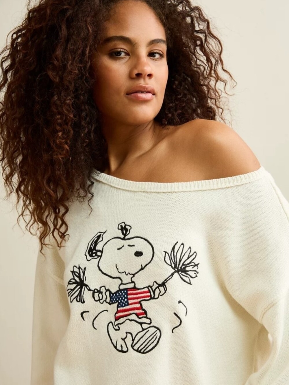 AmericanEagle White Chalk Snoopy Sweater - Size L